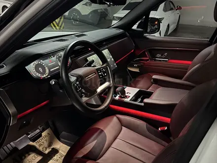 Land Rover Range Rover 2025 года за 129 000 000 тг. в Алматы – фото 11