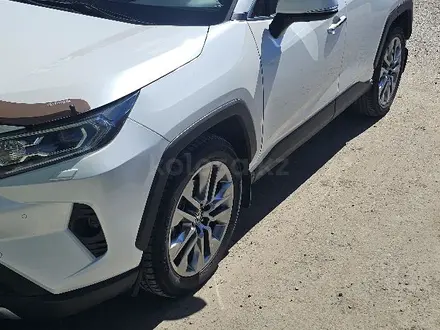 Toyota RAV4 2020 года за 18 000 000 тг. в Усть-Каменогорск – фото 9