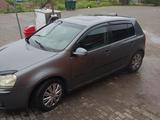 Volkswagen Golf 2004 годаүшін2 800 000 тг. в Есик – фото 3