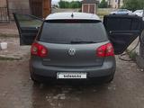 Volkswagen Golf 2004 годаүшін2 800 000 тг. в Есик – фото 4