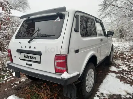 ВАЗ (Lada) Lada 2121 2010 года за 2 500 000 тг. в Алматы – фото 4