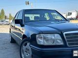 Mercedes-Benz E 220 1994 года за 1 500 000 тг. в Шымкент – фото 2