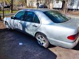 Mercedes-Benz E 230 1997 годаfor1 900 000 тг. в Экибастуз – фото 5