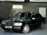 Mercedes-Benz E 220 1994 года за 1 700 000 тг. в Караганда – фото 2