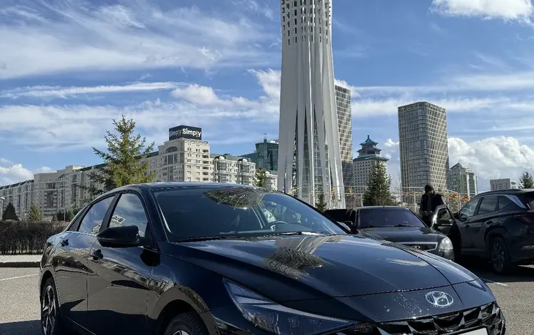 Hyundai Elantra 2022 годаүшін12 300 000 тг. в Астана