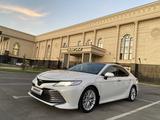 Toyota Camry 2018 годаүшін14 000 000 тг. в Шымкент – фото 2