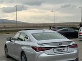 Lexus ES 300h 2018 года за 14 000 000 тг. в Шымкент – фото 4