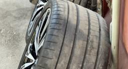 Оригинальные диски с шиной и датчиками на BMW X7 (G07) за 2 000 000 тг. в Алматы – фото 3