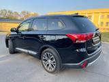 Mitsubishi Outlander 2017 года за 10 800 000 тг. в Алматы – фото 4