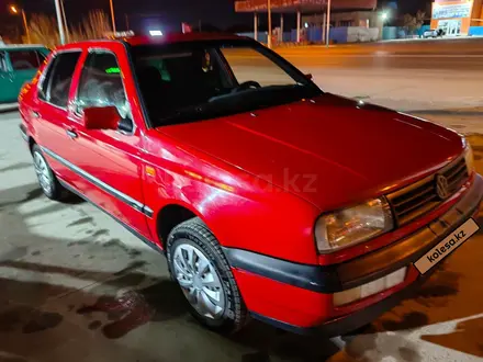 Volkswagen Vento 1993 года за 1 500 000 тг. в Кызылорда – фото 4