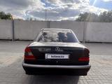 Mercedes-Benz C 200 1998 годаүшін2 600 000 тг. в Актобе – фото 3