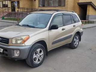 Toyota RAV4, 2003