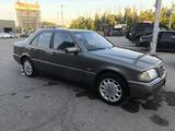 Mercedes-Benz C 200 1993 года за 2 000 000 тг. в Усть-Каменогорск – фото 2