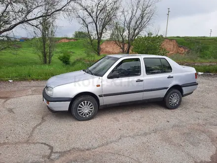 Volkswagen Vento 1992 года за 1 150 000 тг. в Алматы