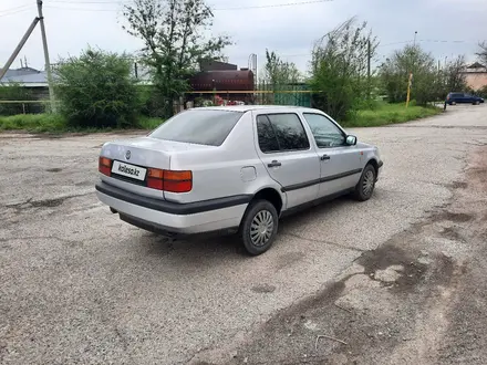 Volkswagen Vento 1992 года за 1 150 000 тг. в Алматы – фото 4