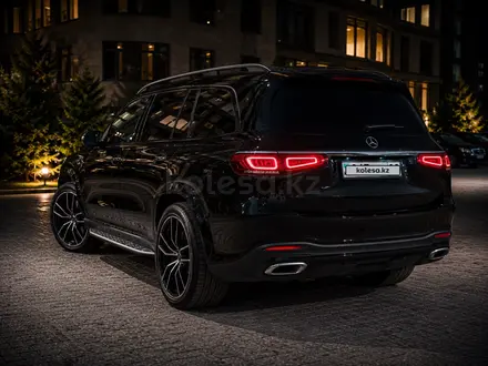 Mercedes-Benz GLS 580 2022 года за 43 000 000 тг. в Алматы – фото 4