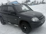 Chevrolet Niva 2015 года за 4 500 000 тг. в Караганда – фото 2