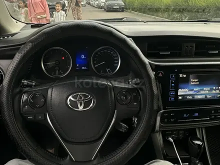 Toyota Corolla 2018 года за 8 000 000 тг. в Астана – фото 4