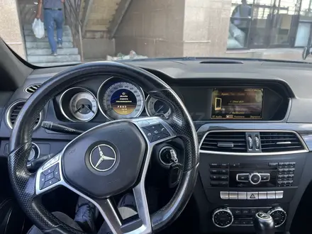 Mercedes-Benz C 180 2010 года за 6 800 000 тг. в Астана – фото 2