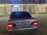 Mercedes-Benz E 320 2001 годаүшін4 000 000 тг. в Актобе – фото 4