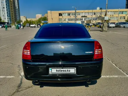 Chrysler 300C 2006 года за 8 200 000 тг. в Алматы – фото 7