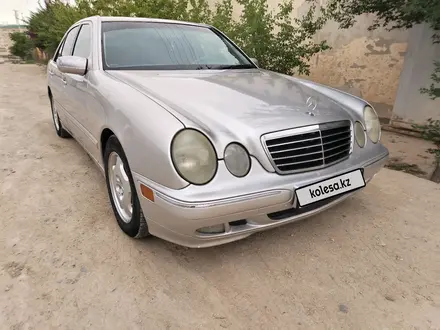 Mercedes-Benz E 320 2002 года за 4 200 000 тг. в Жанаозен – фото 3