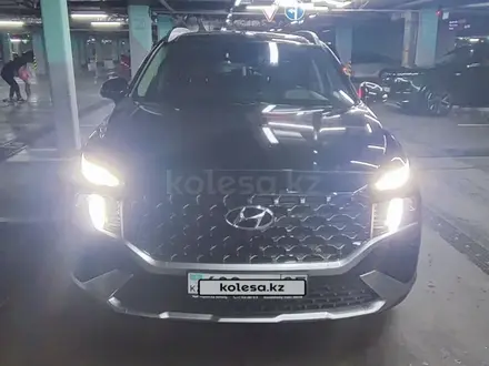 Hyundai Santa Fe 2021 года за 17 300 000 тг. в Алматы – фото 4