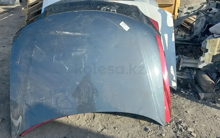 Капот на Volkswagen passat b5үшін40 000 тг. в Караганда