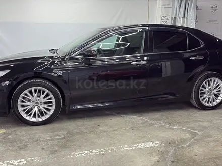 Toyota Camry 2020 года за 13 000 000 тг. в Астана – фото 5