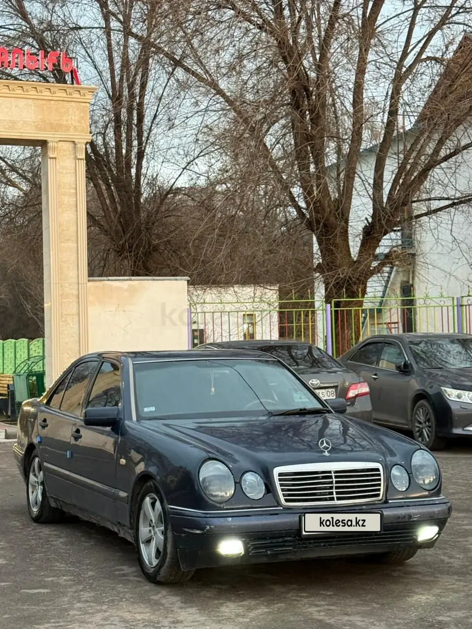 Mercedes-Benz E-Class, 1995