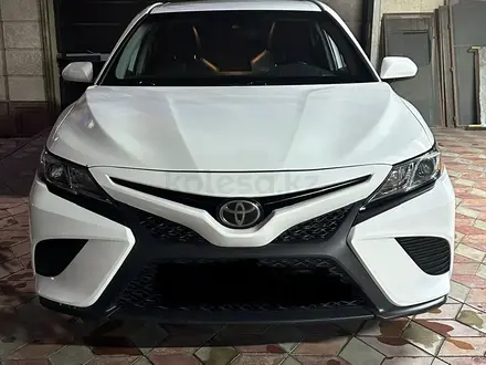 Toyota Camry 2020 года за 10 500 000 тг. в Тараз