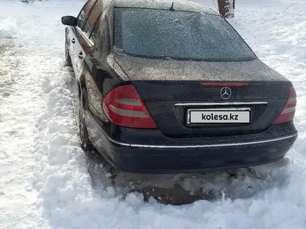 Mercedes-Benz E 240 2002 года за 4 300 000 тг. в Алматы – фото 3