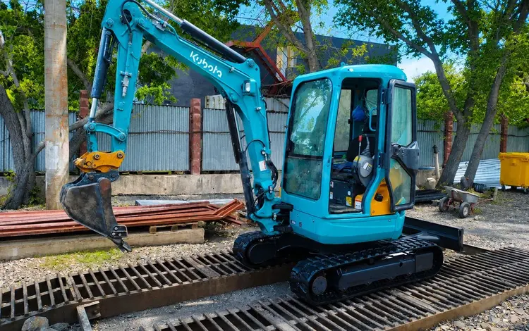 Kubota 2012 года за 15 000 000 тг. в Астана