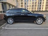 Infiniti FX35 2005 года за 3 800 000 тг. в Астана – фото 2