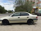 Toyota Avensis 2001 года за 2 100 000 тг. в Актобе – фото 2