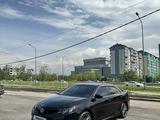 Toyota Camry 2013 года за 9 500 000 тг. в Алматы – фото 2