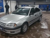 Toyota Avensis 2001 годаfor3 300 000 тг. в Астана