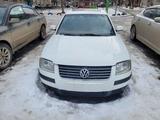 Volkswagen Passat 2001 года за 1 800 000 тг. в Актобе