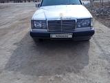 Mercedes-Benz E 220 1990 годаүшін1 500 000 тг. в Жаркент – фото 2