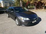 Toyota Camry 2015 года за 6 500 000 тг. в Атырау