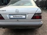 Mercedes-Benz E 280 1993 года за 1 700 000 тг. в Алматы – фото 3
