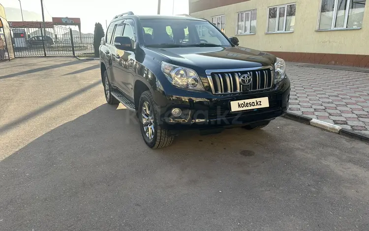 Toyota Land Cruiser Prado 2010 года за 18 400 000 тг. в Алматы