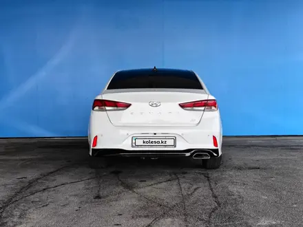 Hyundai Sonata 2019 года за 6 089 400 тг. в Шымкент – фото 4