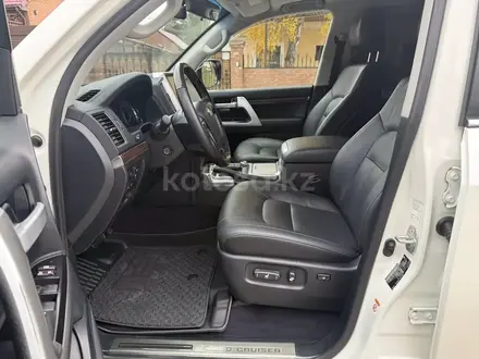 Toyota Land Cruiser 2018 годаүшін39 500 000 тг. в Усть-Каменогорск – фото 10
