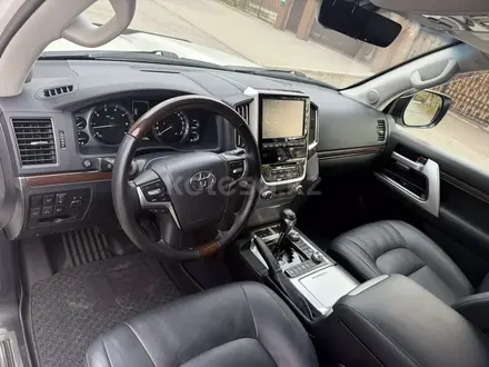 Toyota Land Cruiser 2018 годаүшін39 500 000 тг. в Усть-Каменогорск – фото 13