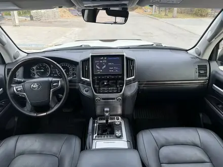 Toyota Land Cruiser 2018 годаүшін39 500 000 тг. в Усть-Каменогорск – фото 15