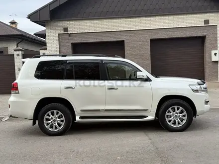 Toyota Land Cruiser 2018 годаүшін39 500 000 тг. в Усть-Каменогорск – фото 3
