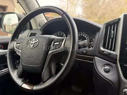Toyota Land Cruiser 2018 годаүшін39 500 000 тг. в Усть-Каменогорск – фото 32