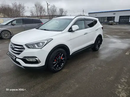 Hyundai Santa Fe 2018 года за 9 500 000 тг. в Уральск – фото 2