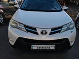 Toyota RAV4 2014 года за 9 200 000 тг. в Атырау